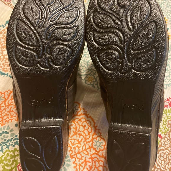 B.O.C. Brown Clogs 11M - Picture 11 of 13